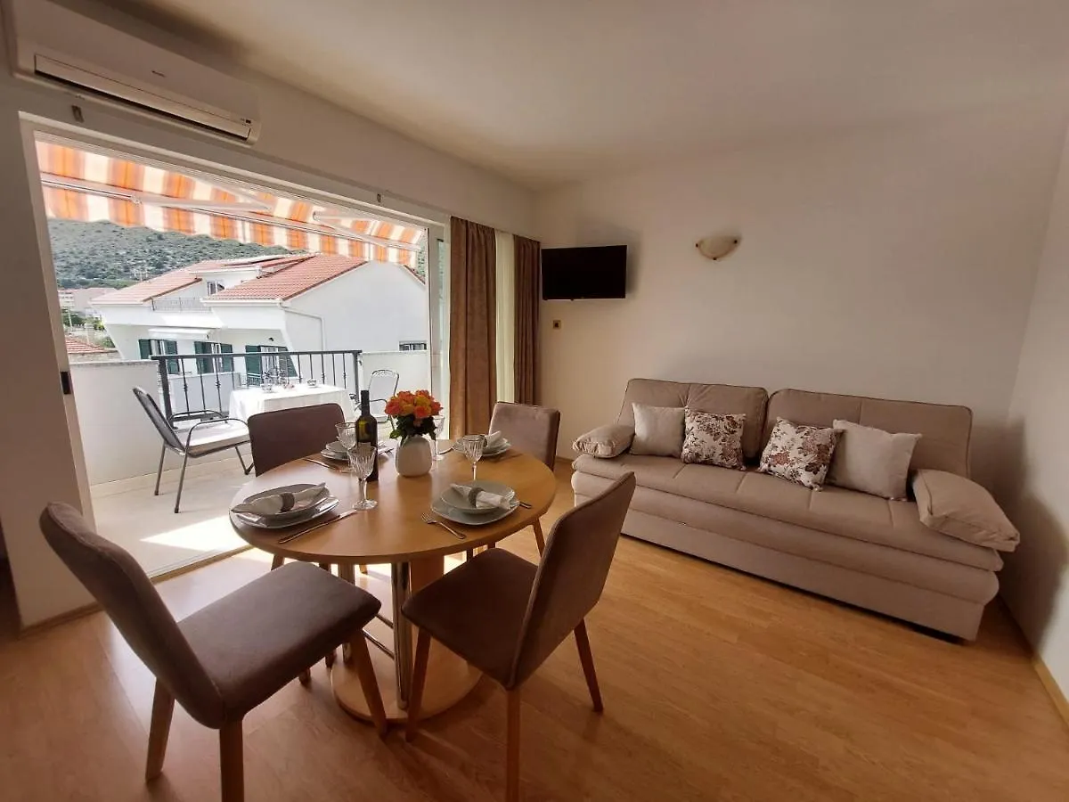 Apartments Zulim Trogir Kroatien