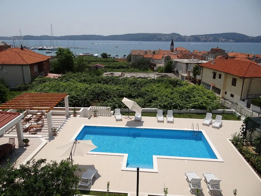 Apartments Zulim Trogir